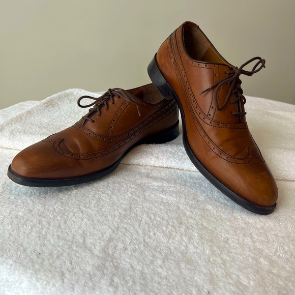 Johnston & Murphy Henrick Wingtip Oxford - Picture 7 of 16